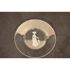 Vintage 1971 Avon Representative Glass Plate, Ms Albee